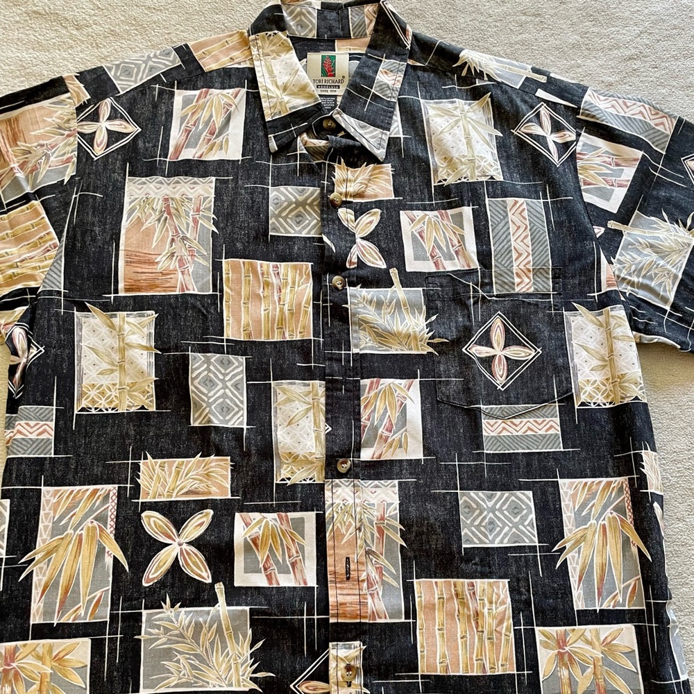 Tori Richard Aloha shirt (L) - excellent condition
